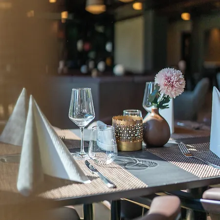 Ξενοδοχείο Dreges - By Classic Norway 4*