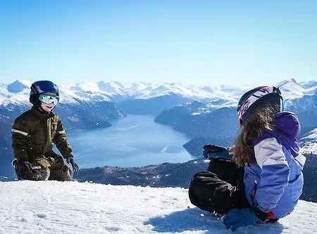 מלון Dreges - By Classic Norway 4*